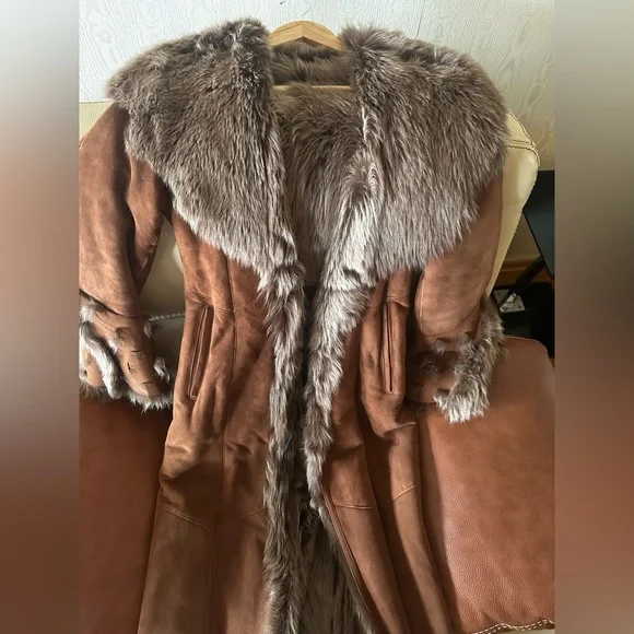 Di Bello Collection Shearling Long Coat - Picture 11 of 14